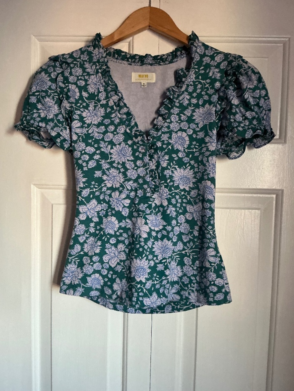 Anthropologie | Maeve Floral Ruffled Puff Sleeve Blue V-Neck Tee - Size XS women